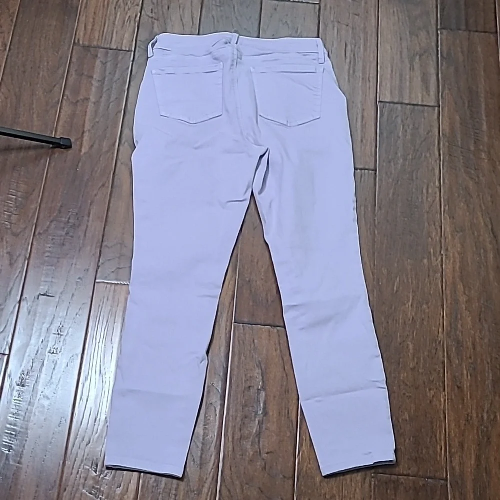NYDJ Light Purple/Lilac AMI Skinny Jeans size 6 - Picture 2 of 8